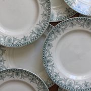 10 flat plates in iron earth "Wilbur" Moulin des Loups and Hamage early twentieth century