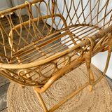 Vintage rattan couffin & its foot