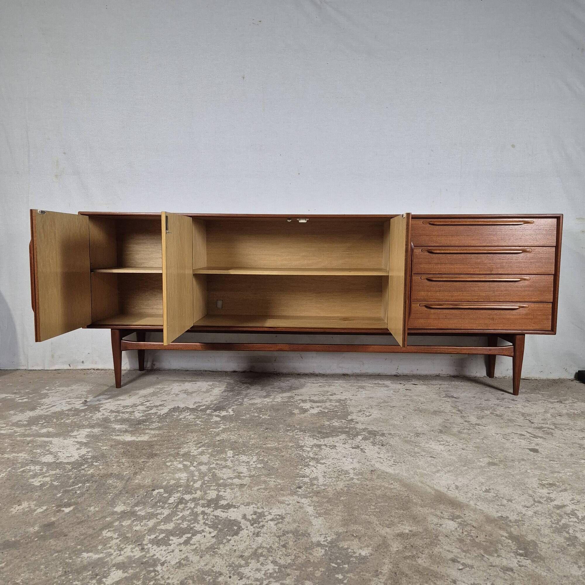 Heinrich Riestenpatt German design vintage sideboard from the 60s