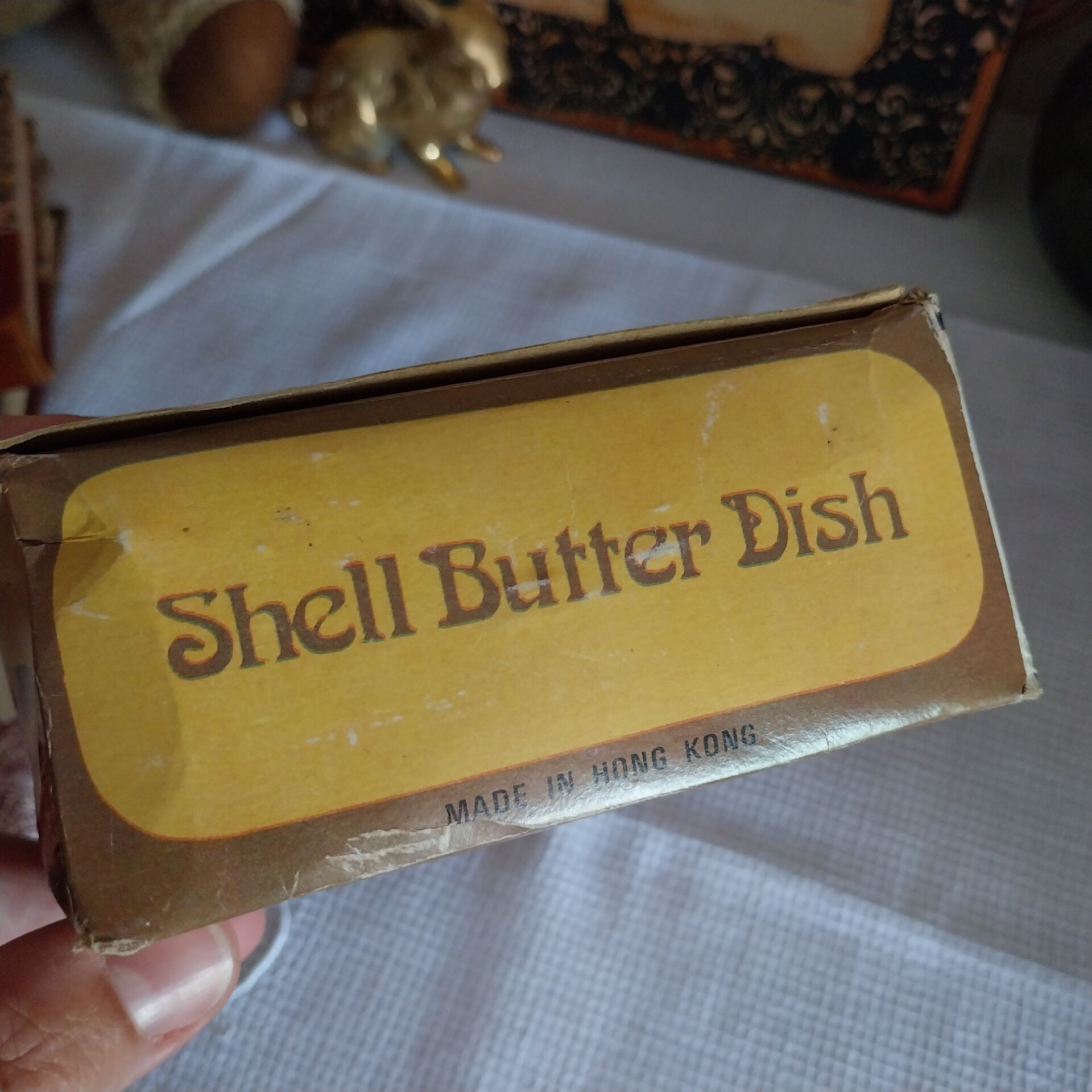 Vintage scallop shell butter dish