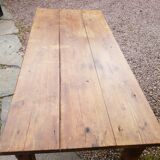 Farm table