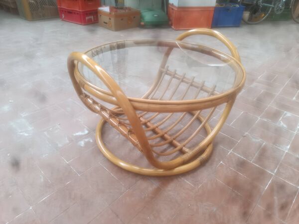 Table ronde en bambou et verre