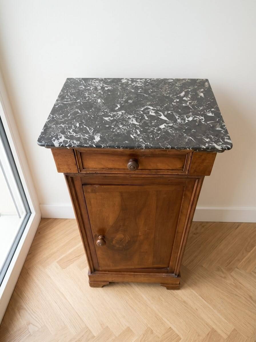 Table de chevet ancienne