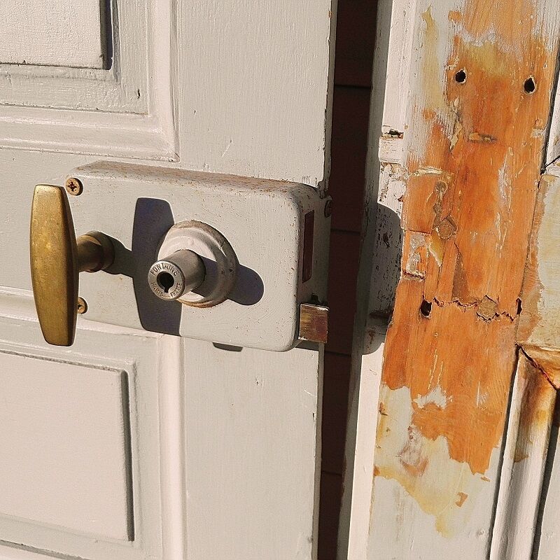 Former double Haussmannian gates