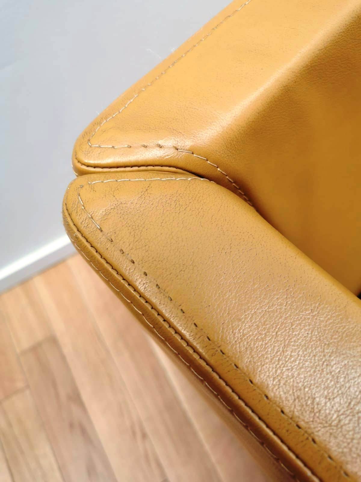 D201 armchair, Tecno