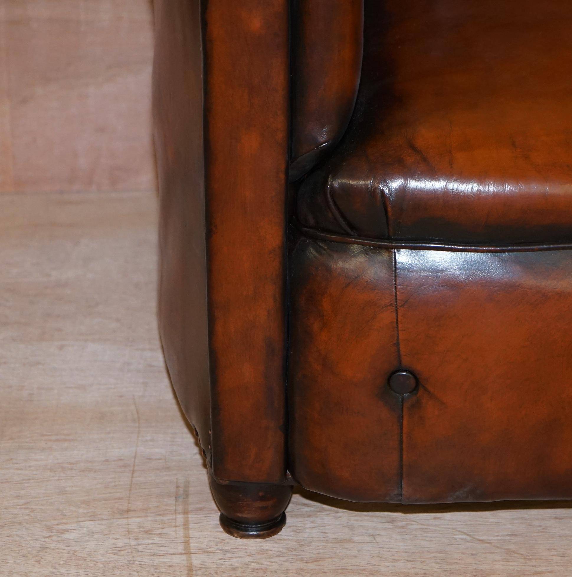 Chesterfield Regency Serpentine Sofa in Hand-Dyed Leather