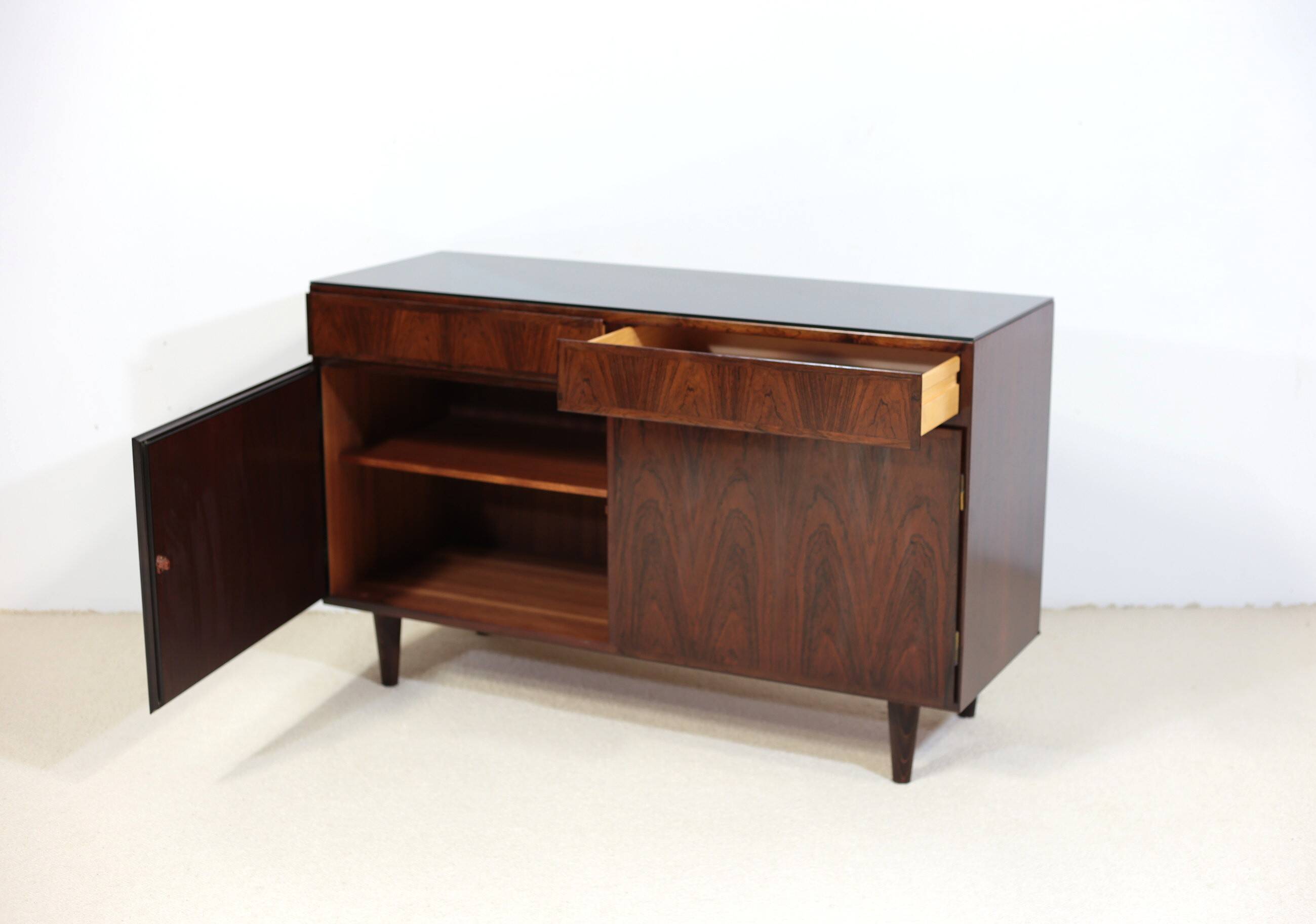 Buffet Omann Jun en palissandre