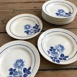 Service of 12 antique flat plates