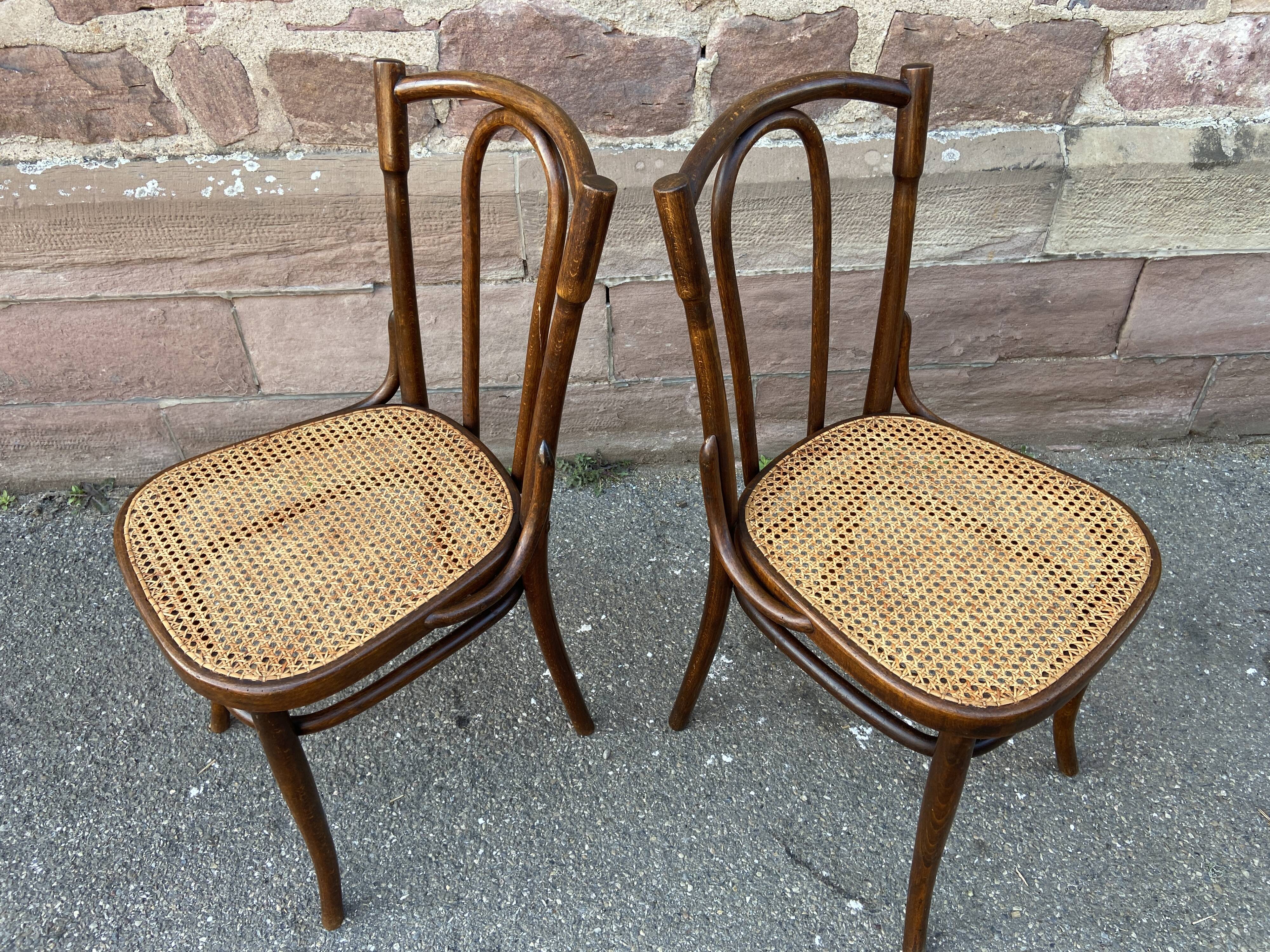 2 chairs bistro Thonet Nr 56 curved wood