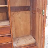 Béarnaise wardrobe in walnut 19th