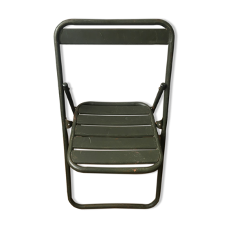 Metal military chair