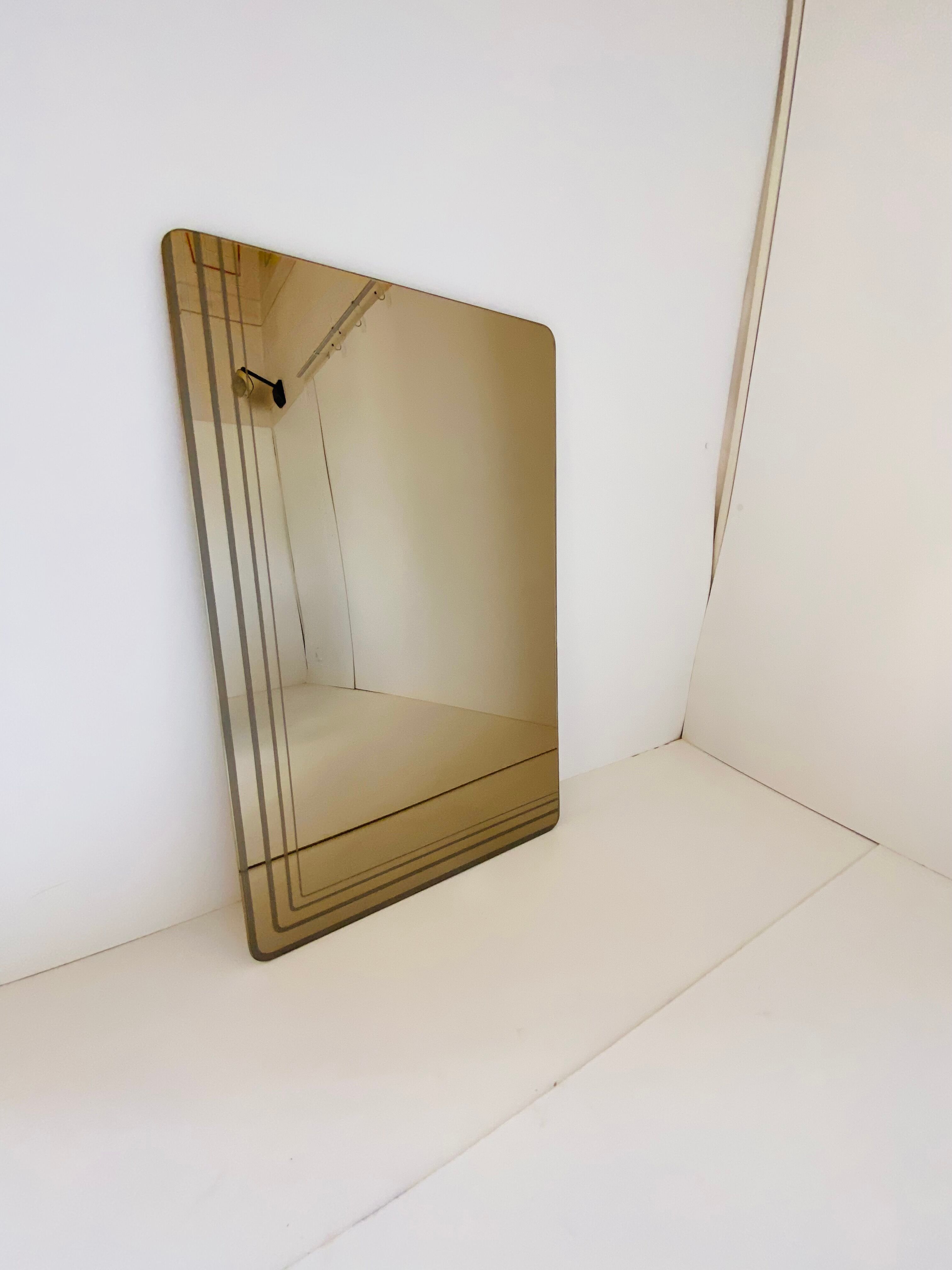 Miroir de l'ère spatiale des années 1970