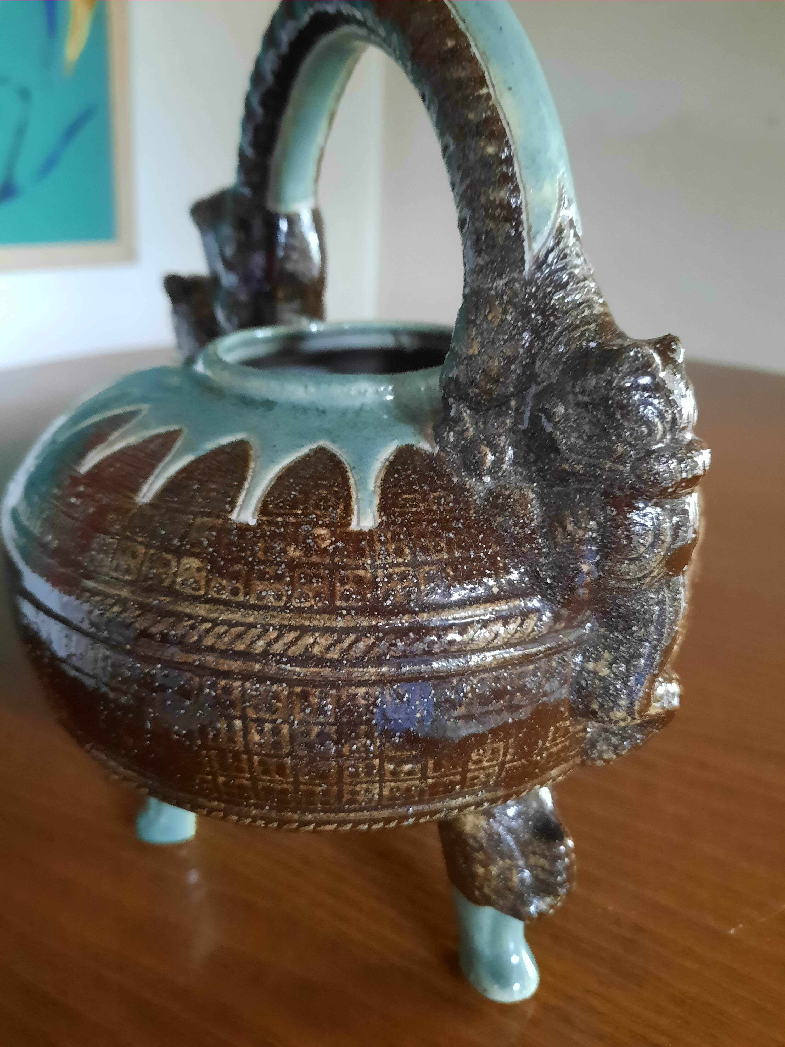 Verseuse à vin tripode Vietnam