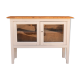 Glass buffet