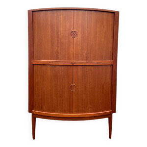 Cabinet d’angle scandinave