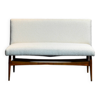 Scandinavian bench