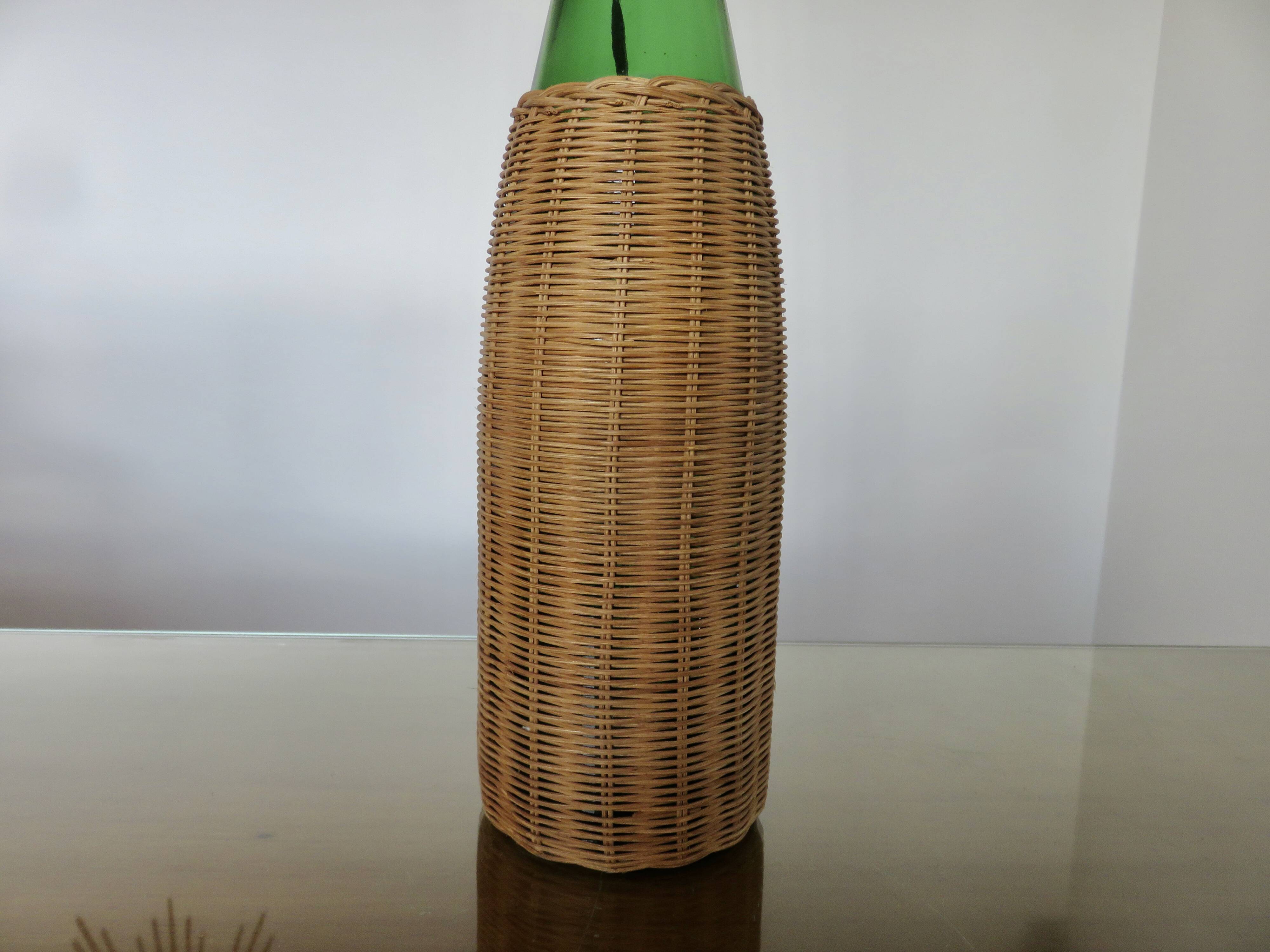 Rattan and glass "bottle" lamp from the 60s and 70s