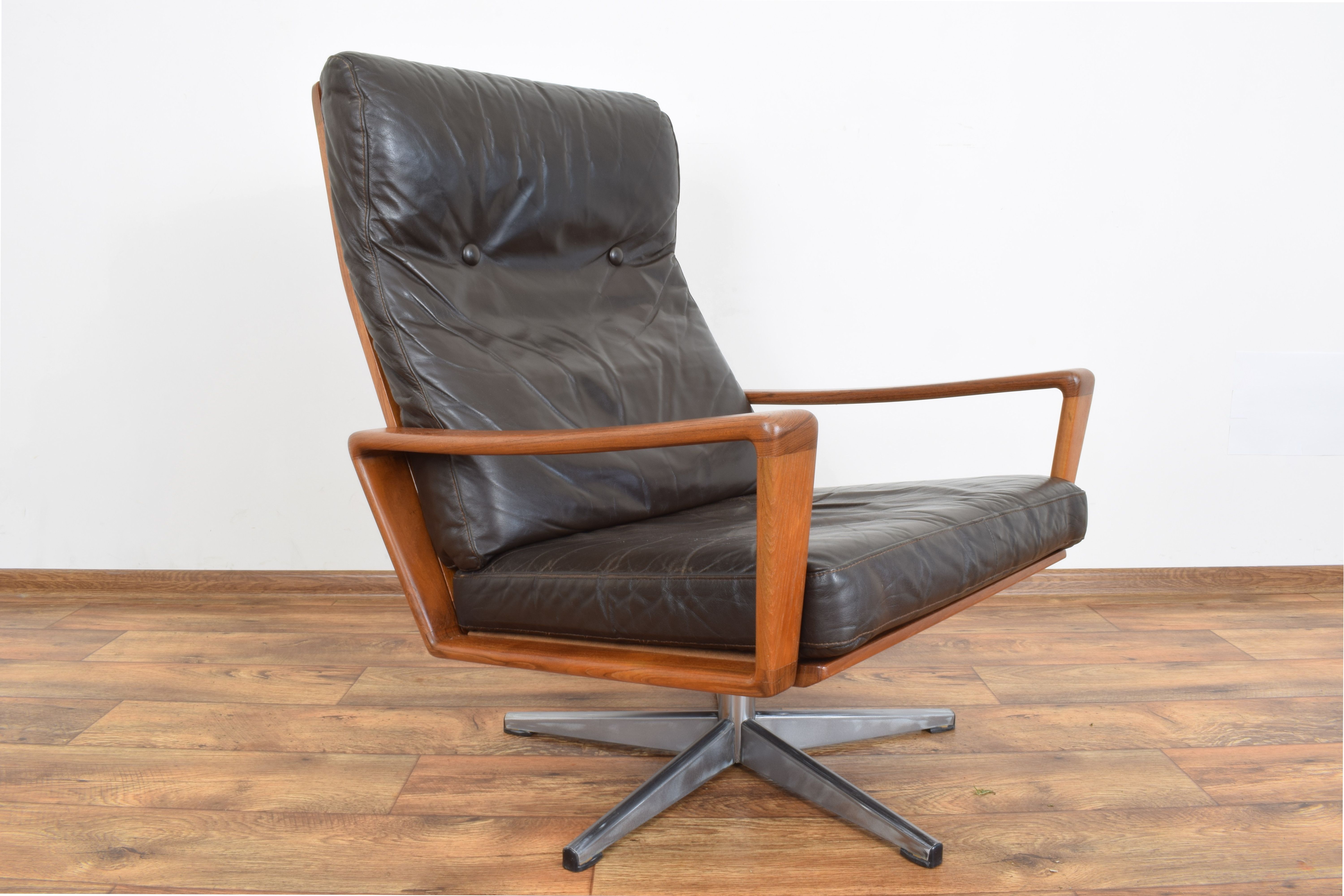 Swivel lounge chair by Arne Wahl Iversen for Komfort, 1960s