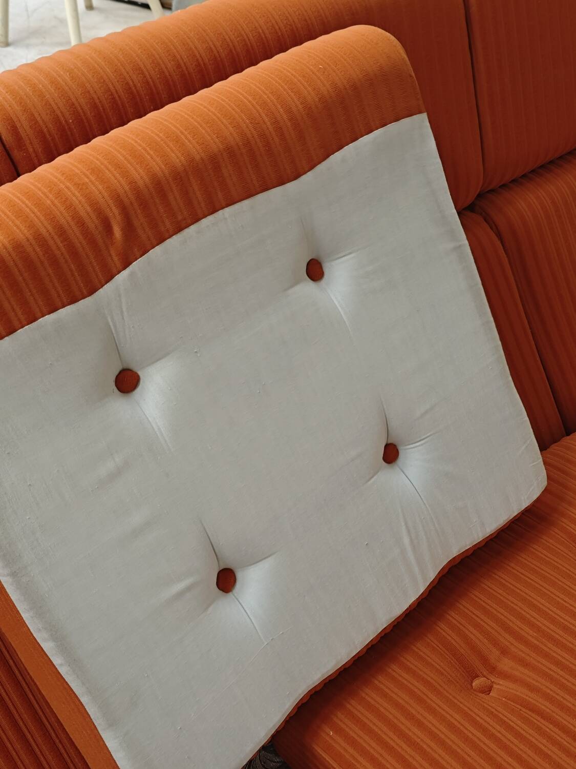 Complete orange salon JITONA in Atlantis Space Age style from the 1970s.