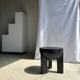Monoxyl sofa end in black mango tree tripod half-sphere tray h:45 d:44