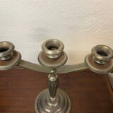 Paire de bougeoirs style art deco en metal argente