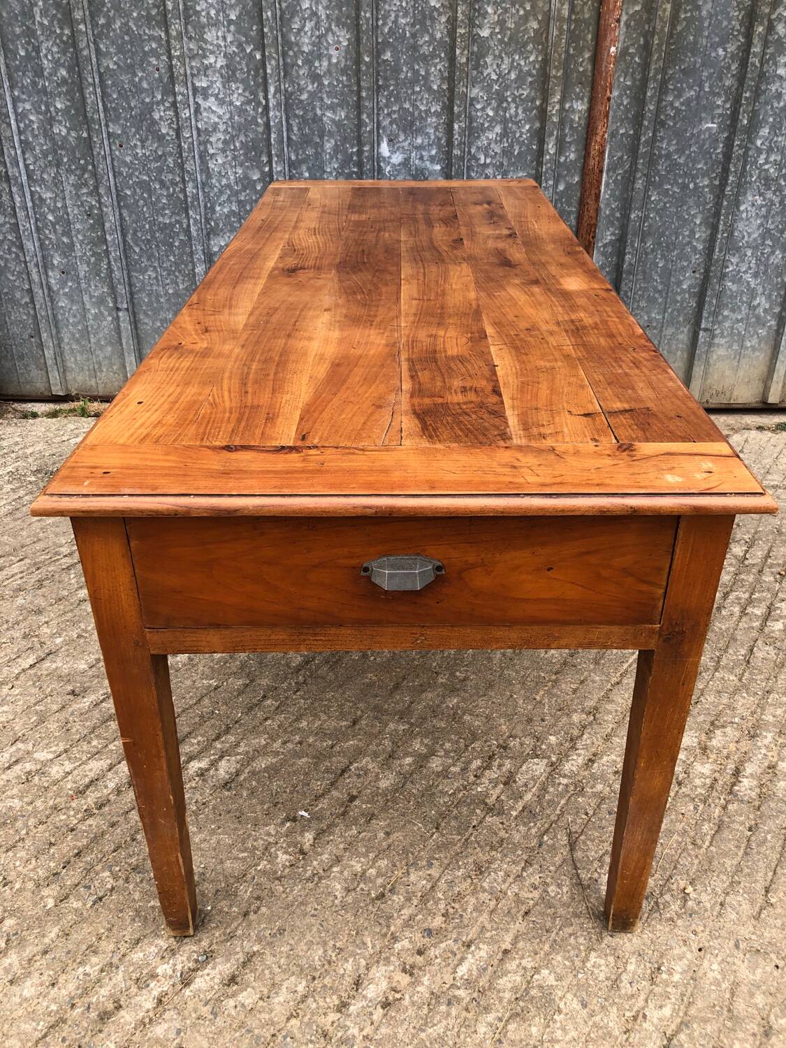 Antique cherry farmhouse table with 2 drawers and 1 pull-out