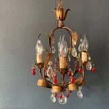 Lustre ancien en tôle dorée et pampilles de cristal rouge et blanc, 1900