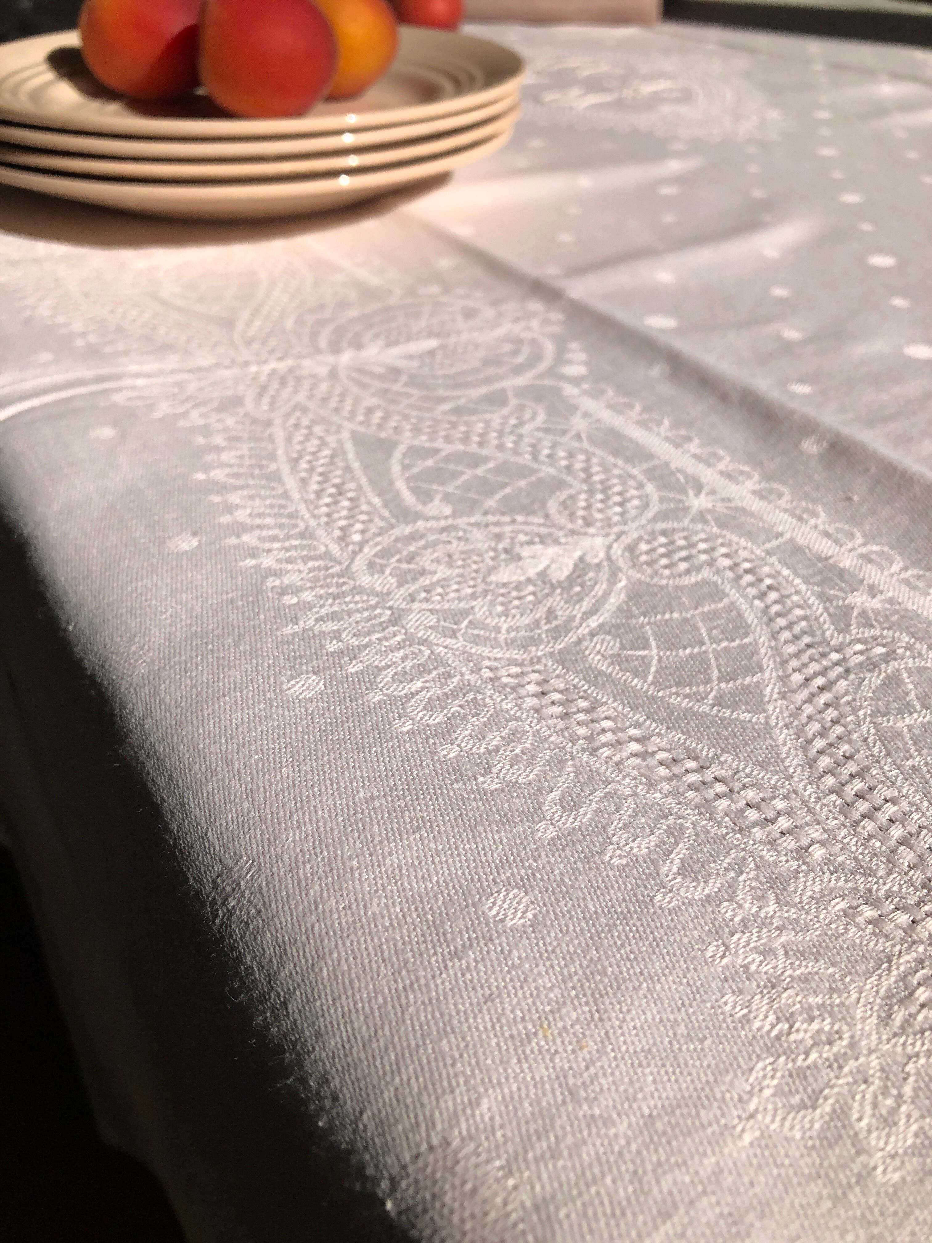 Nappe ancienne en damassée coton teintée en rose thé