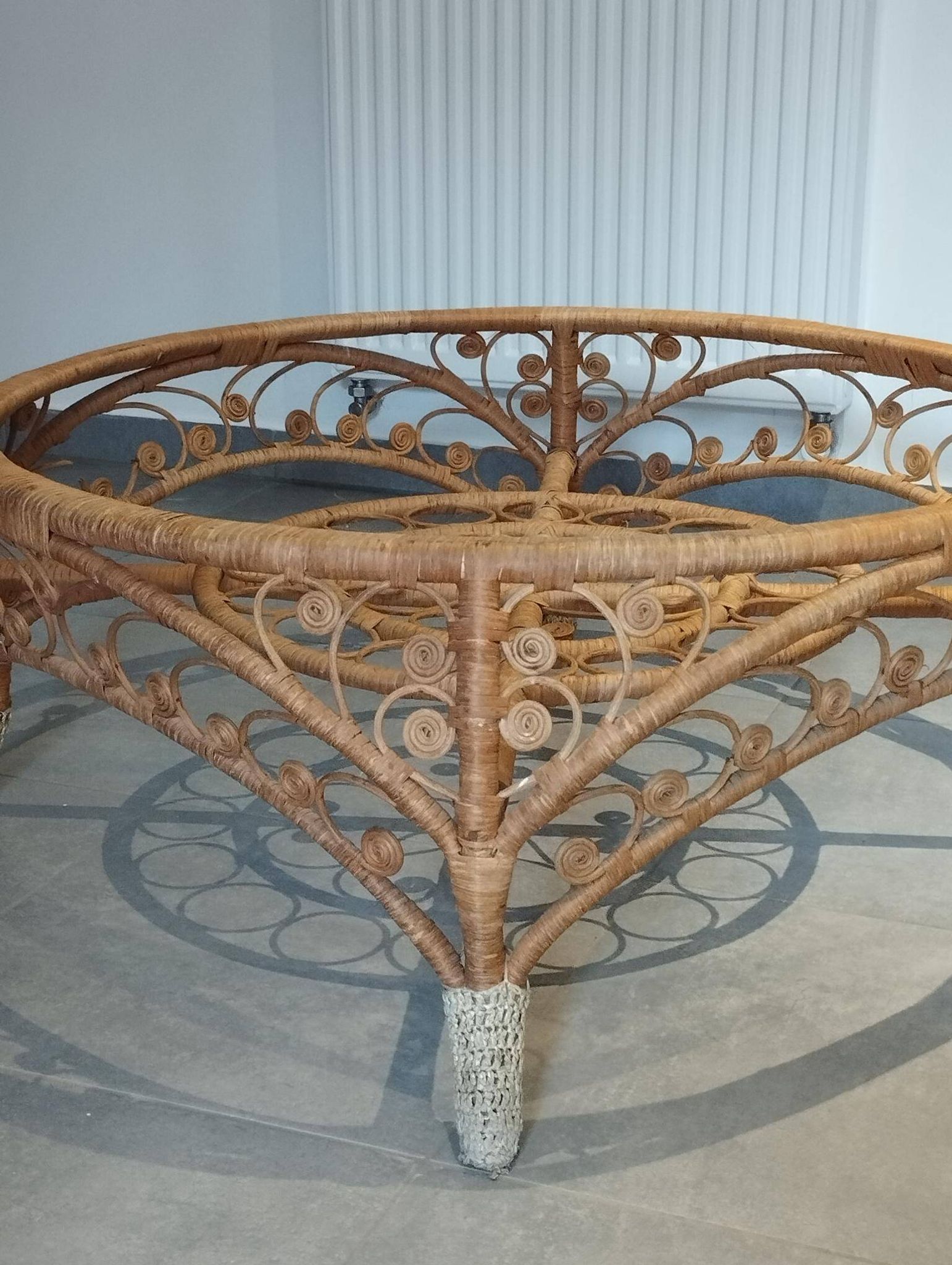 Large Peacock-French Riviera coffee table in rattan, bamboo, glass, vintage.
