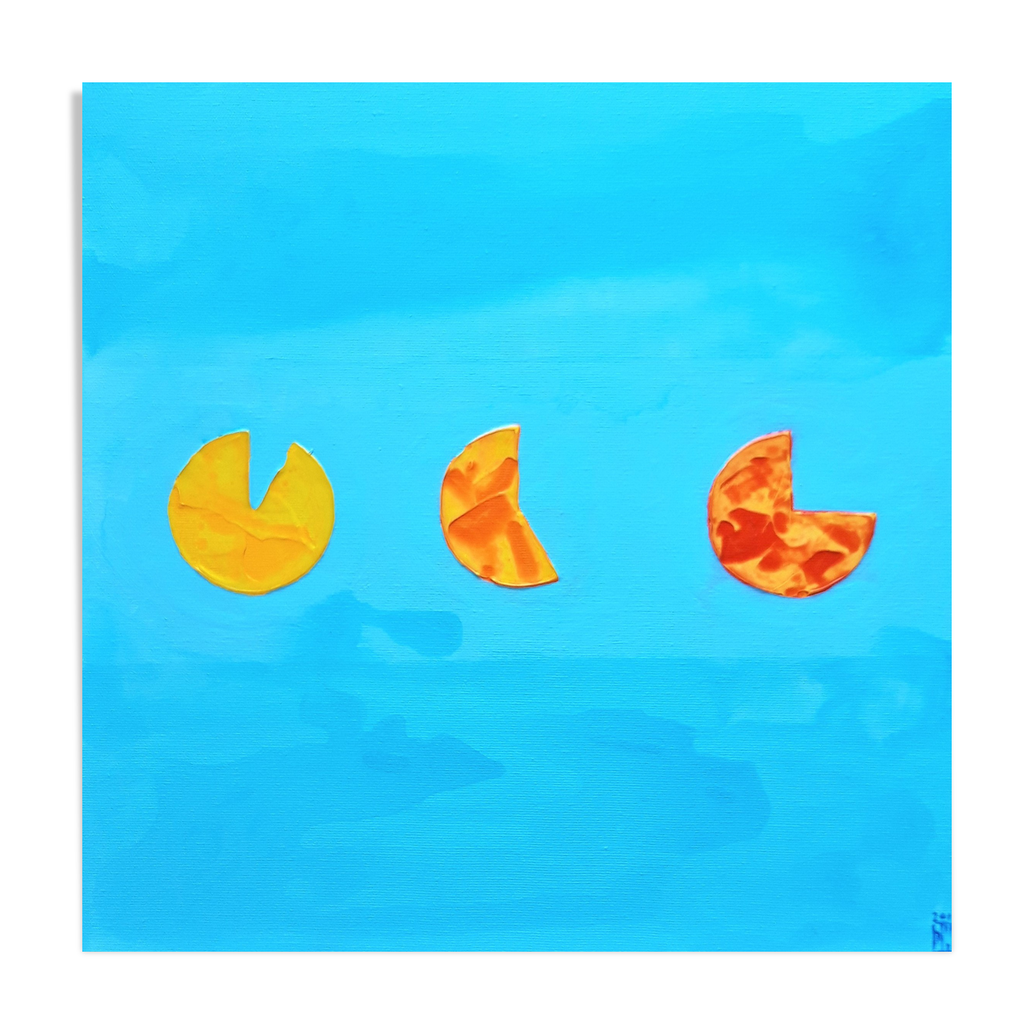 Table ''Three GoldFish''