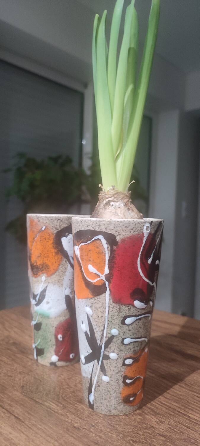 Paire de mugs en céramique vintage signés numérotés