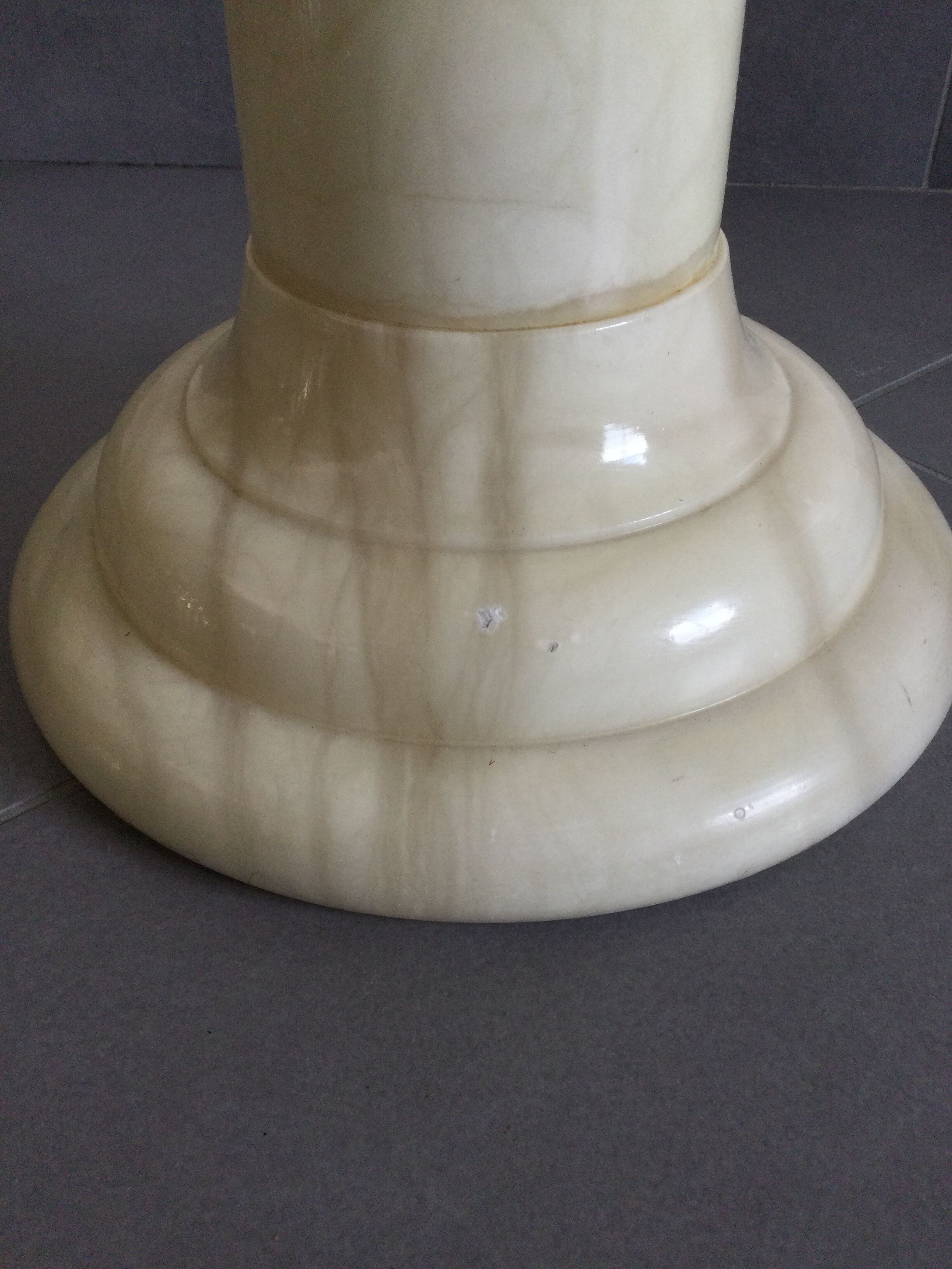 Alabaster pedestal table