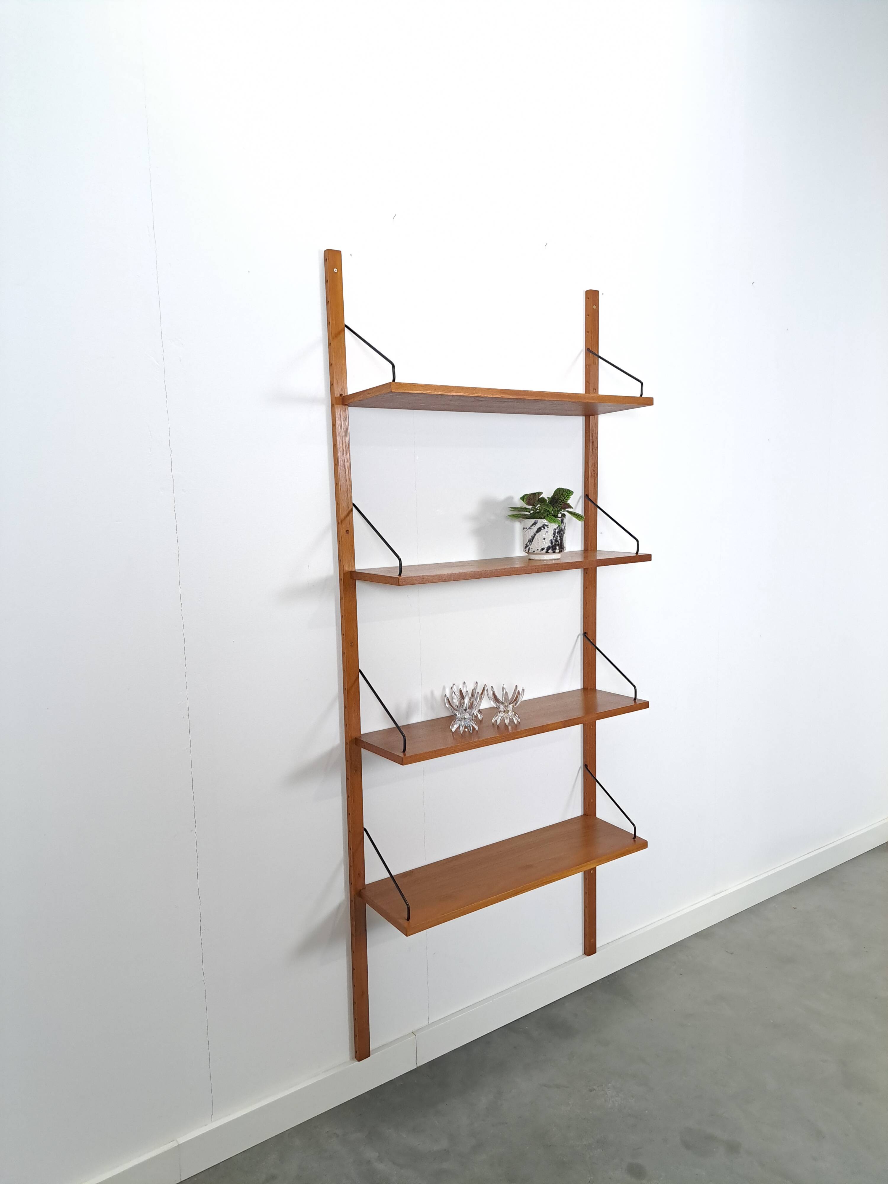 Modulair Deens Royal systeem Poul Cadovius CADO teak