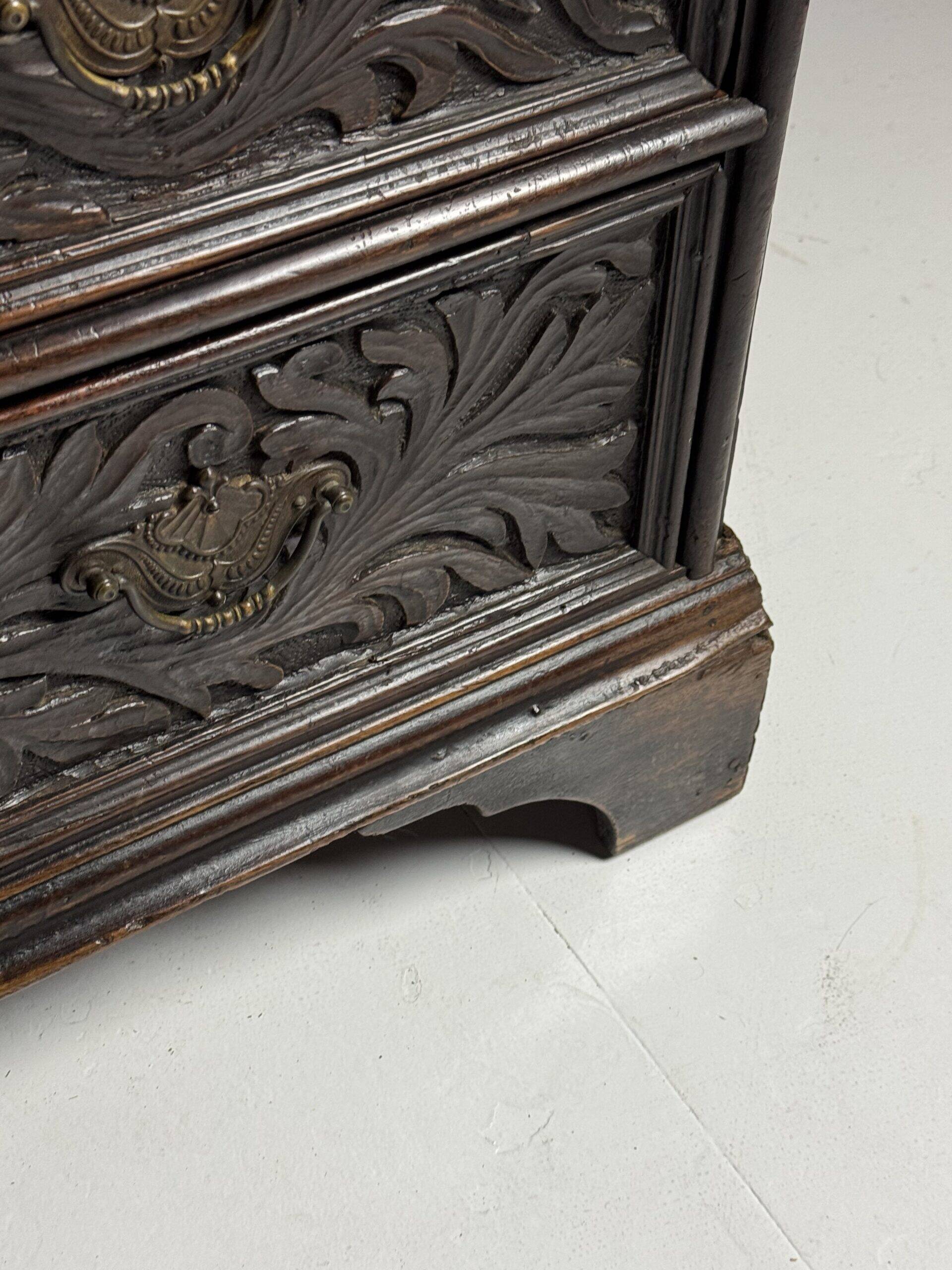 Commode anglaise du 19ème siècle