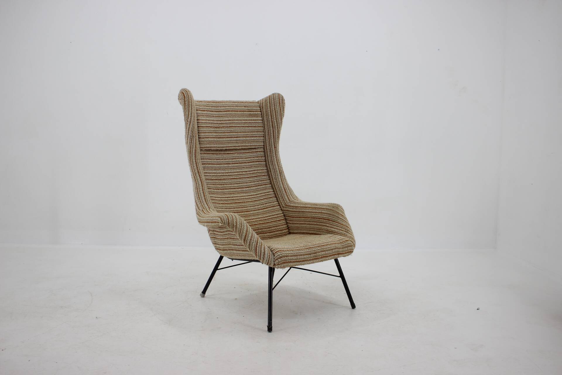1960s Miroslav Navratil Armchair, Czechoslovakia