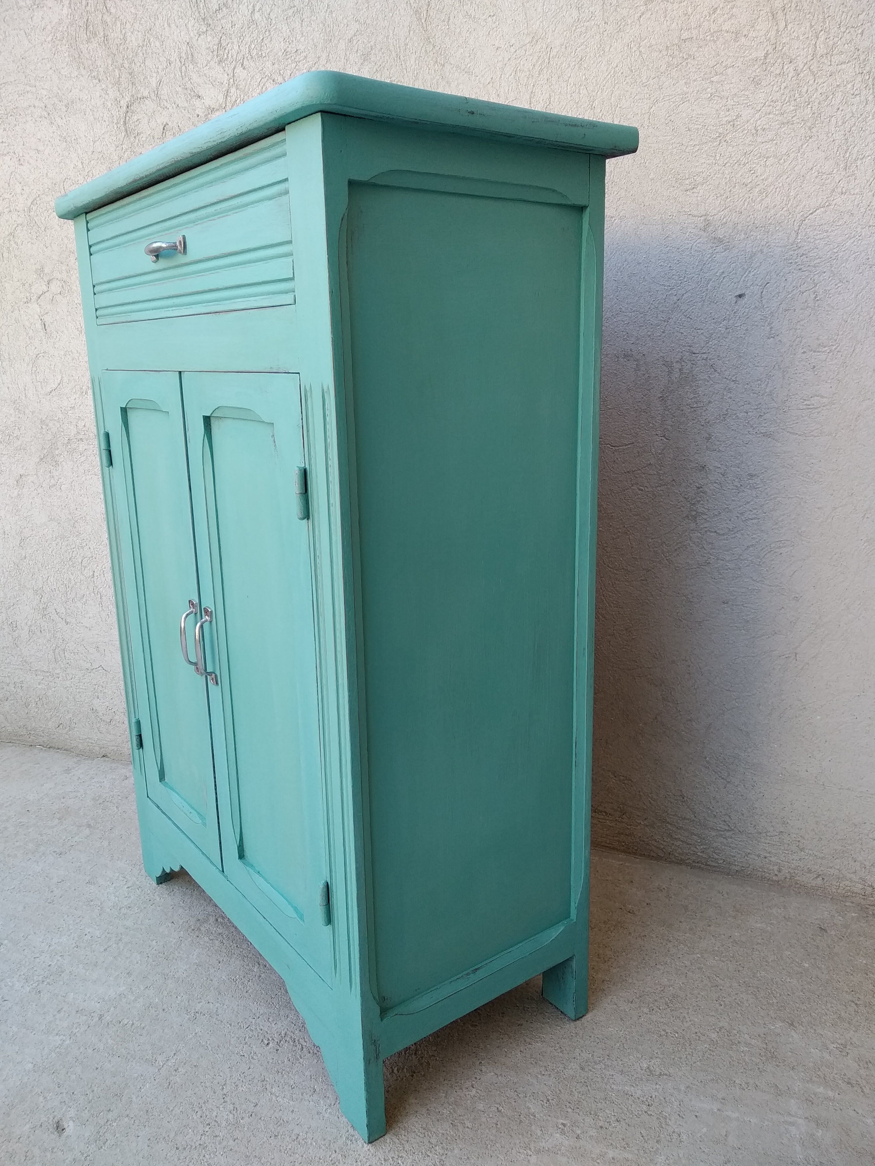 Buffet parisien années 40