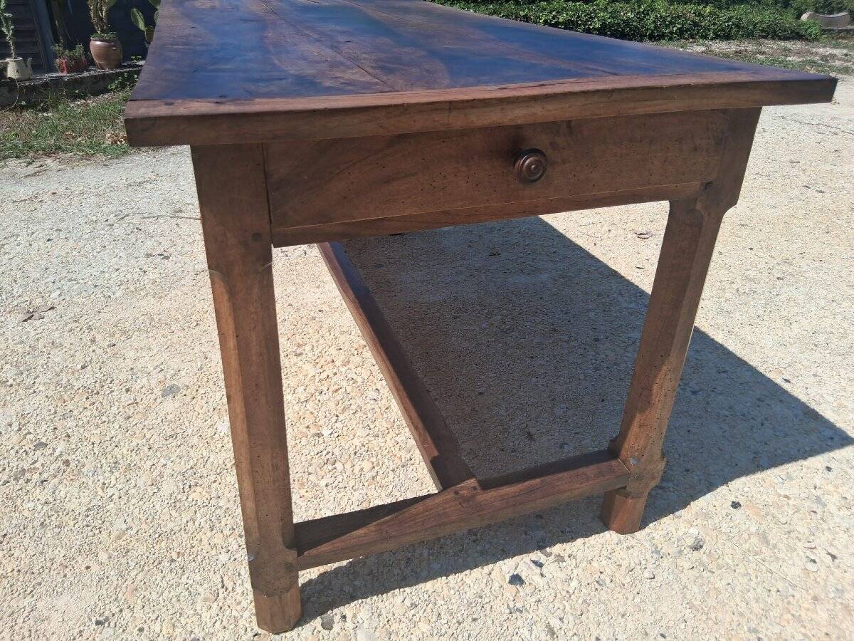 Farm table in walnut - 19th century