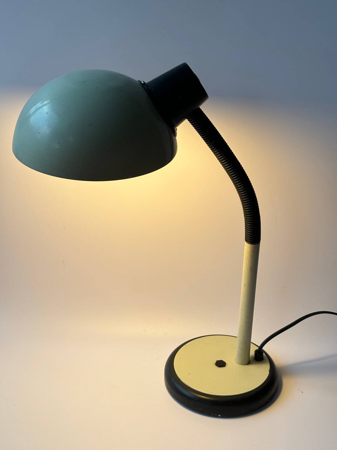 1970s articulated desk lamp