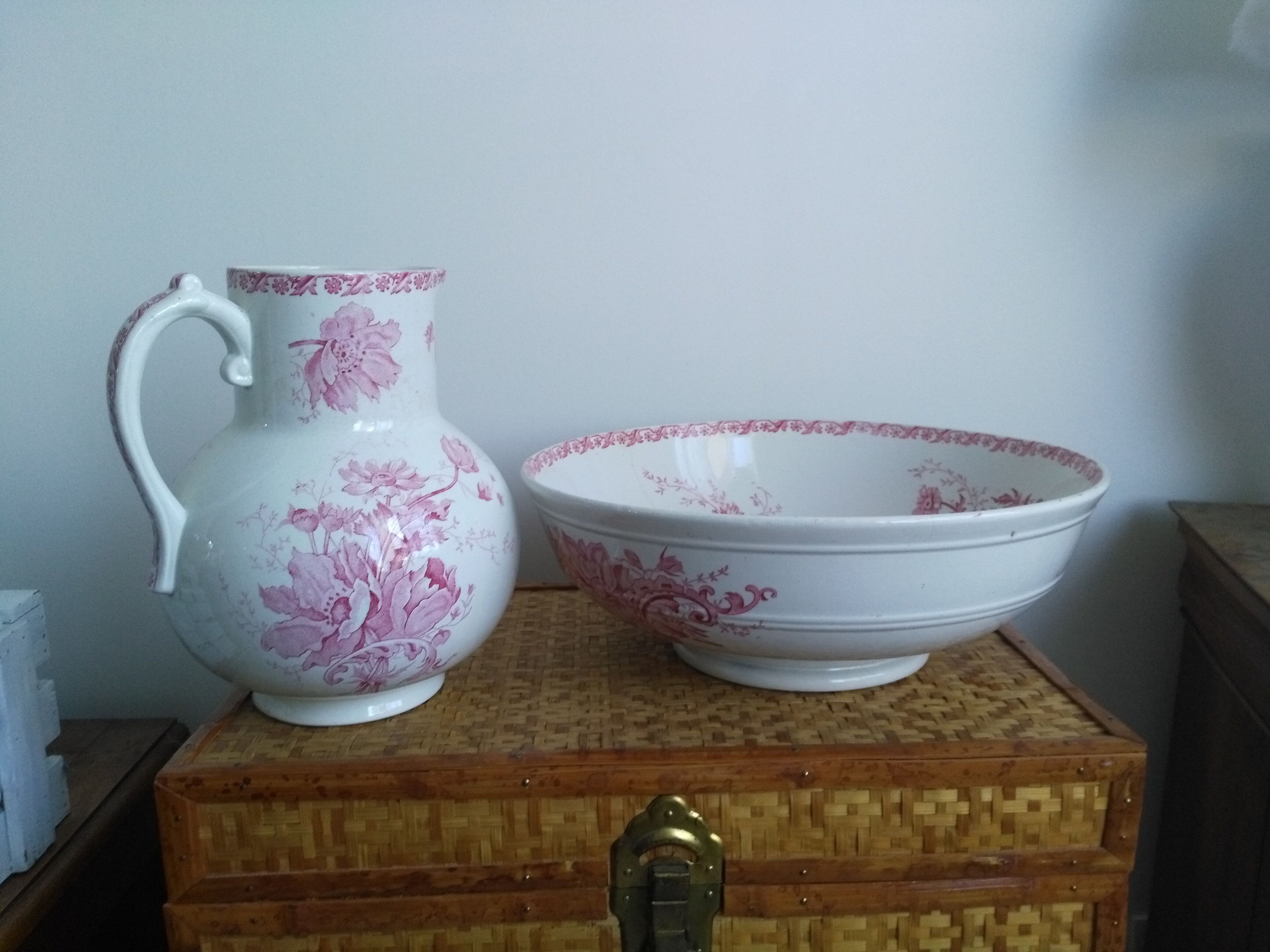 St Amand Hamage vintage toilet bro