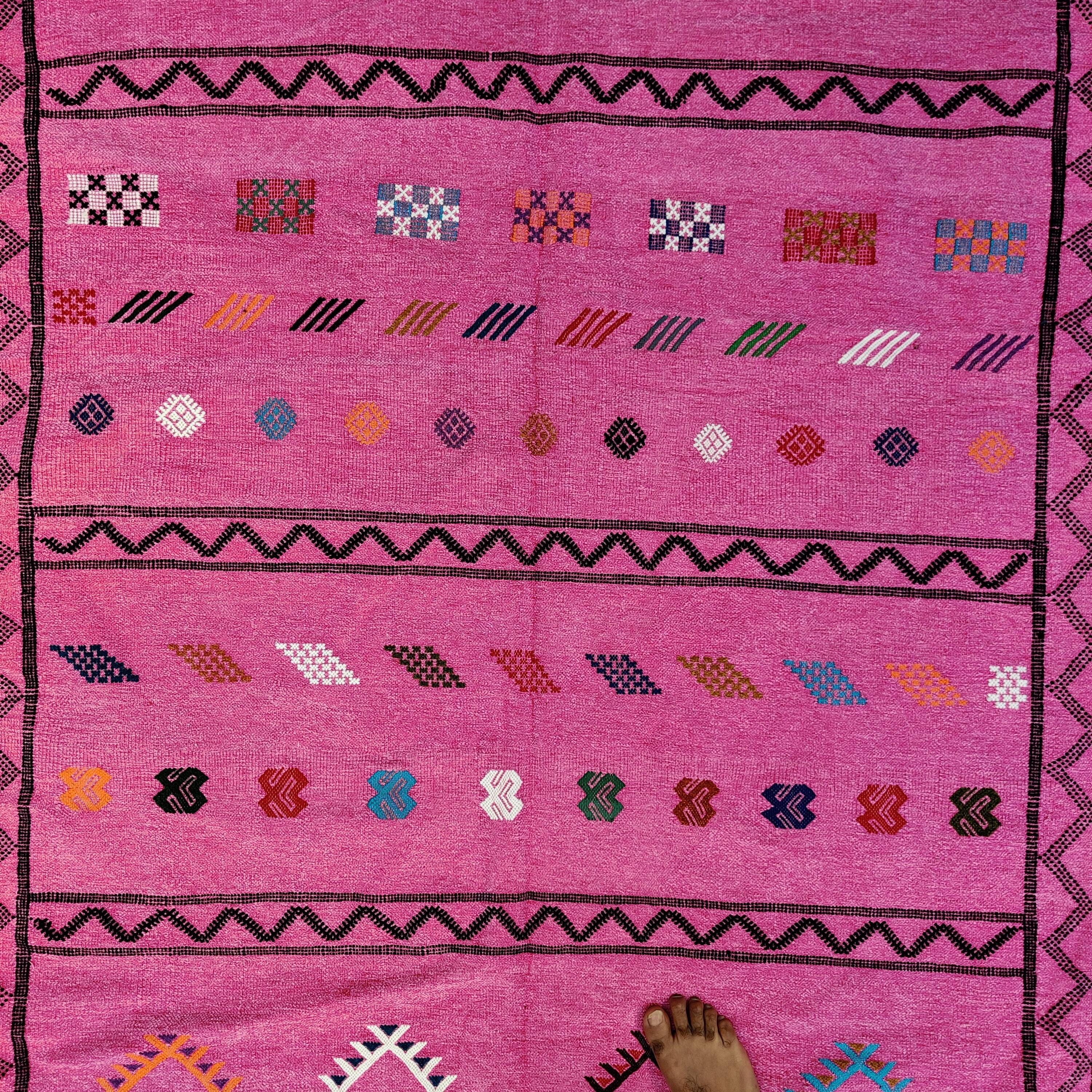 Moroccan Berber carpet handmade ethnic pink 140x245 cm