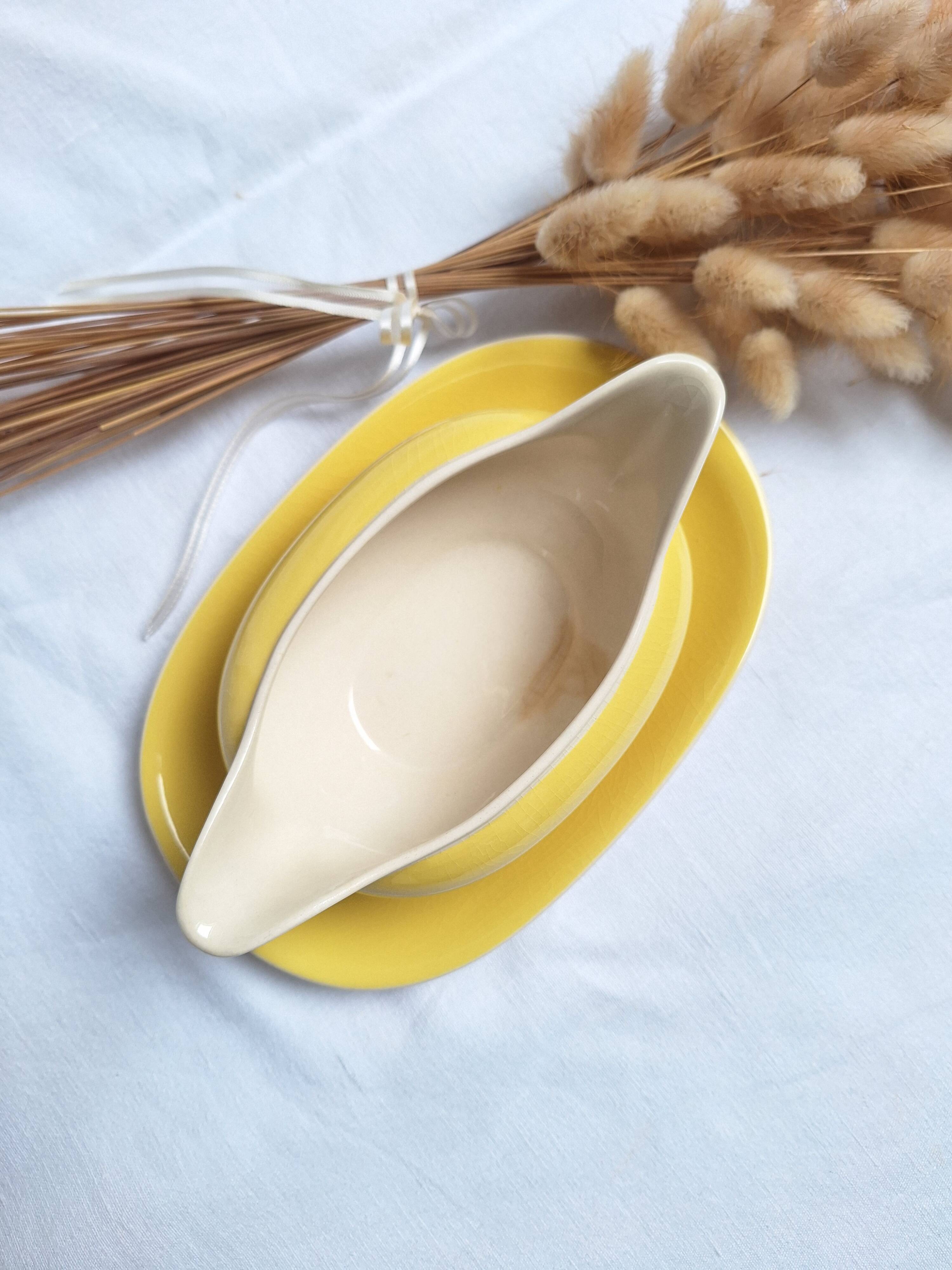 Villeroy & Boch yellow sauce boat