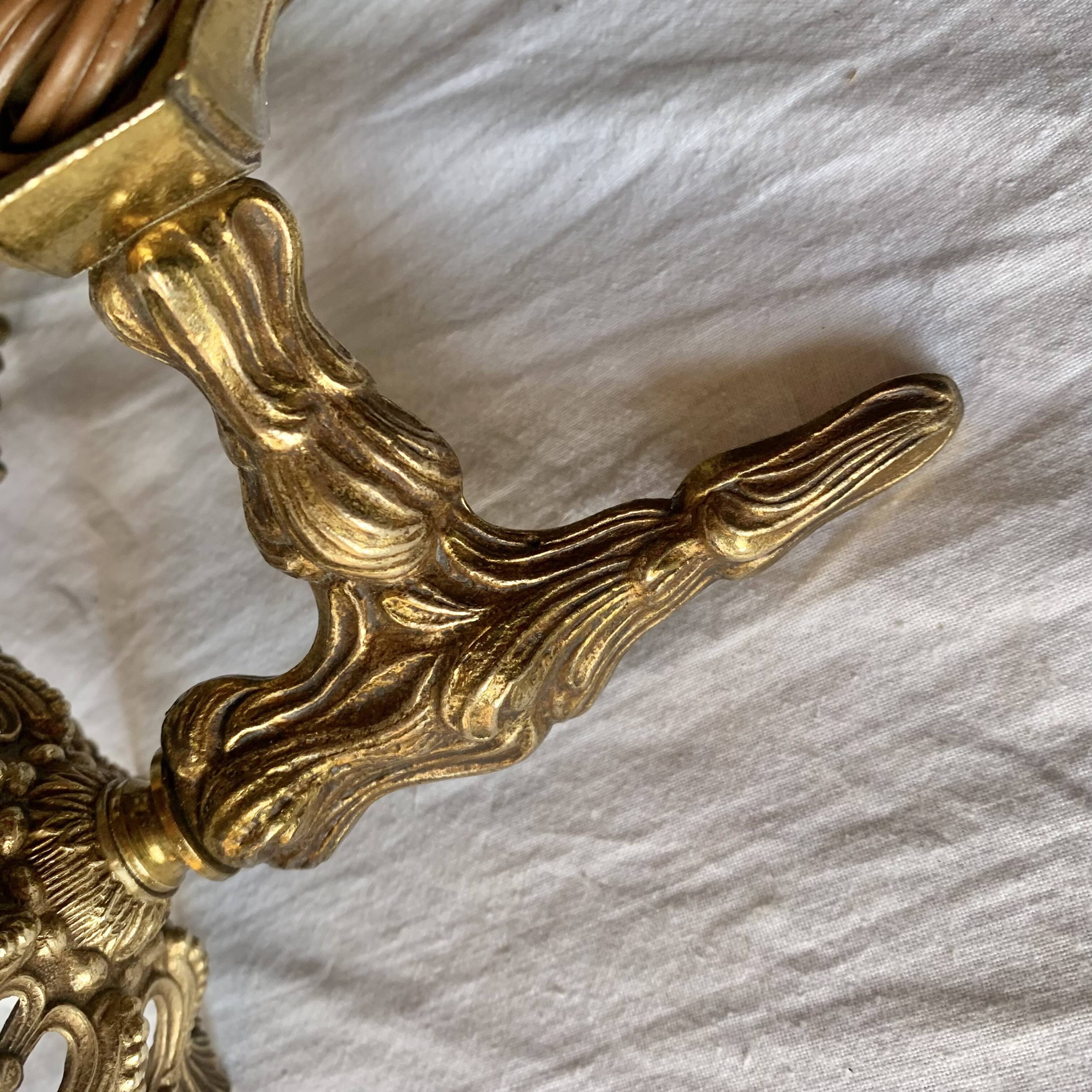 Pair of gilded brass wall lights - Louis XVI style