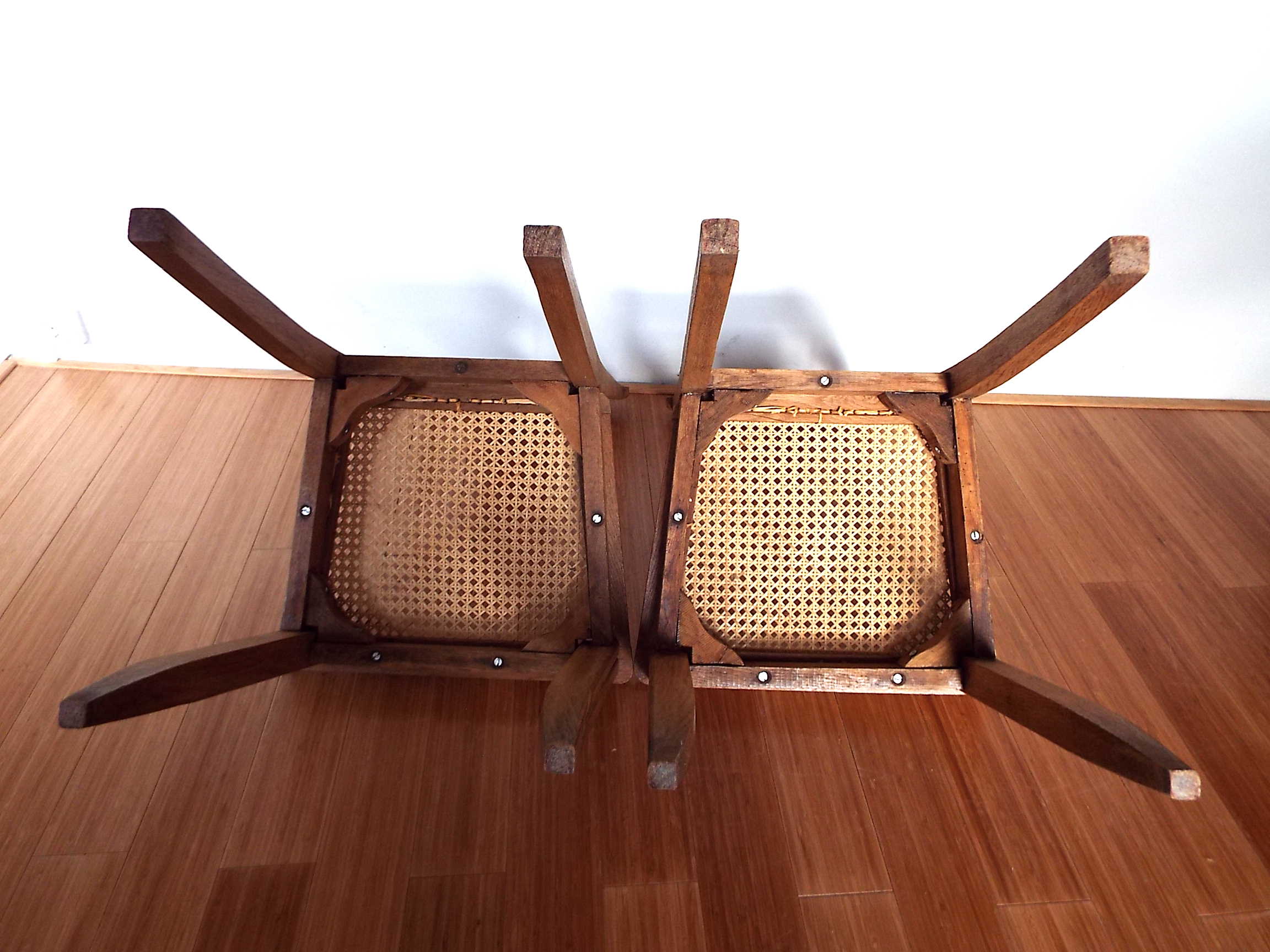 2 chaises art déco cannées