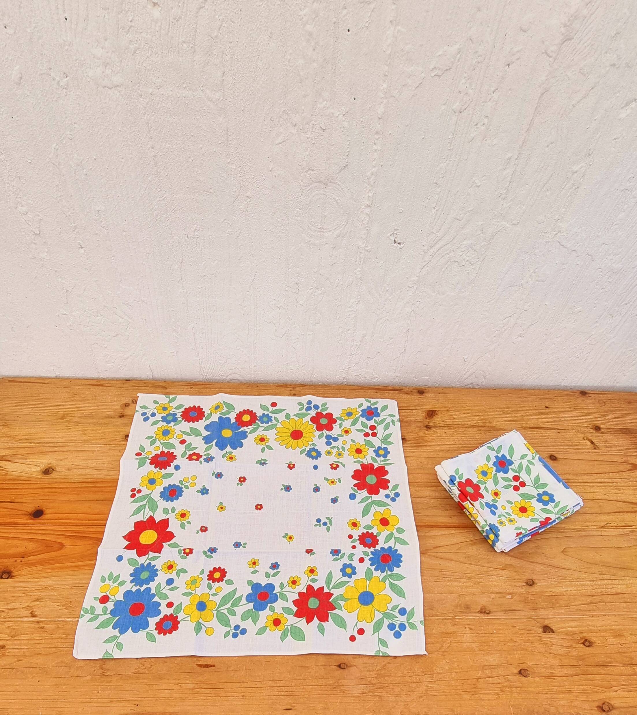 Lot de 8 serviettes de table à fleurs vintage