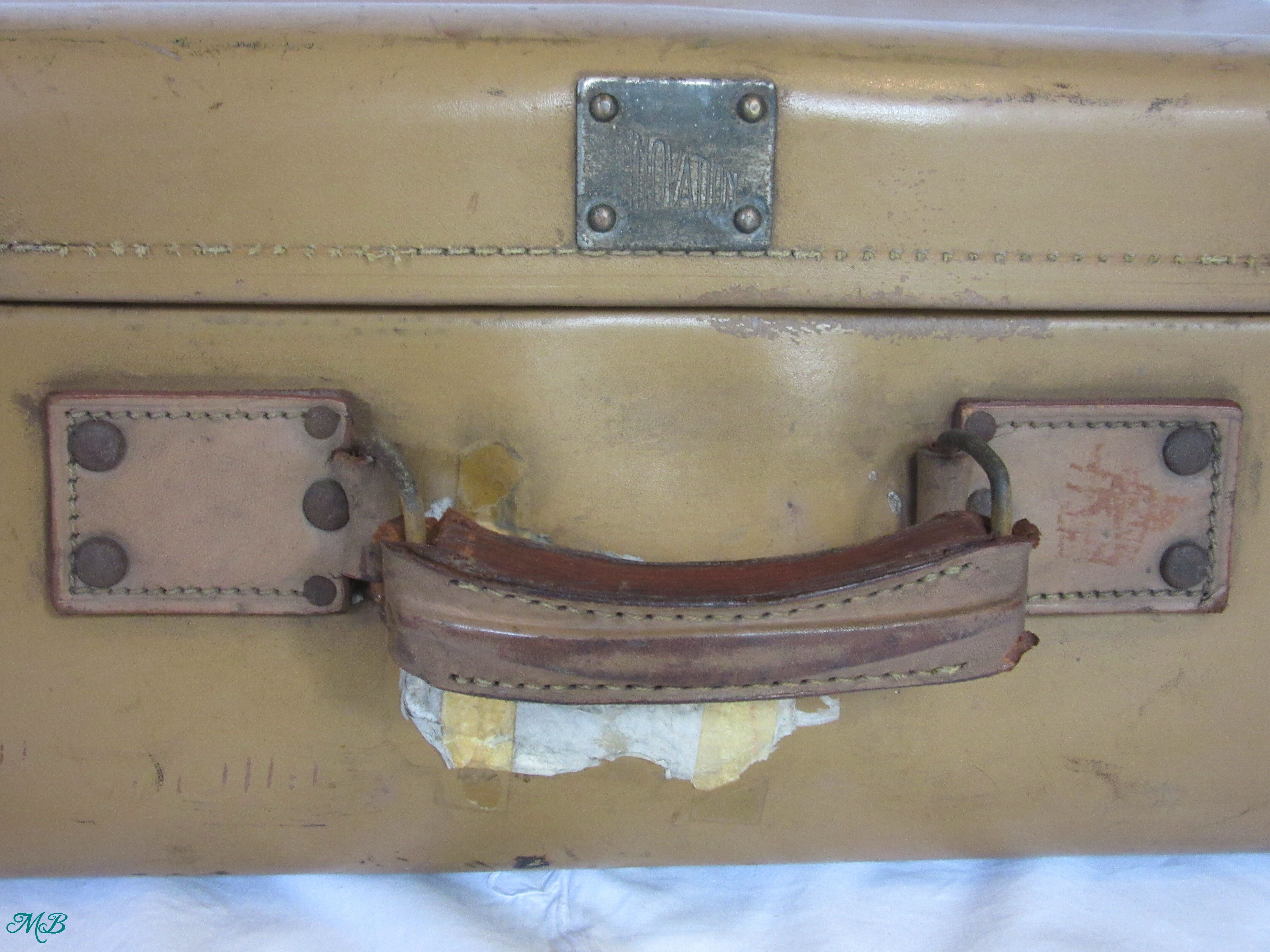 Valise ancienne
