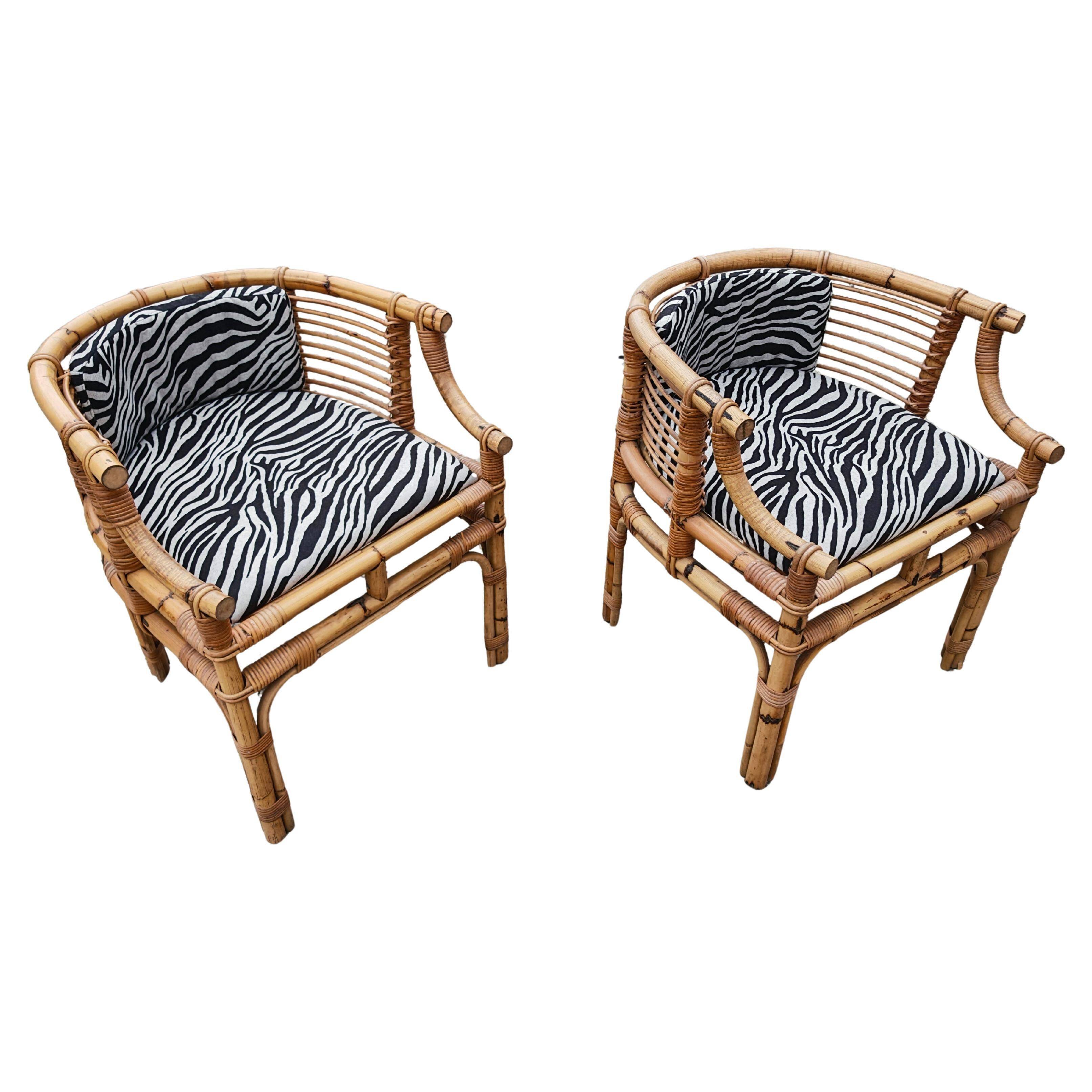 Pair of Mid Century armchairs, horseshoe shape, Italy 1950s.