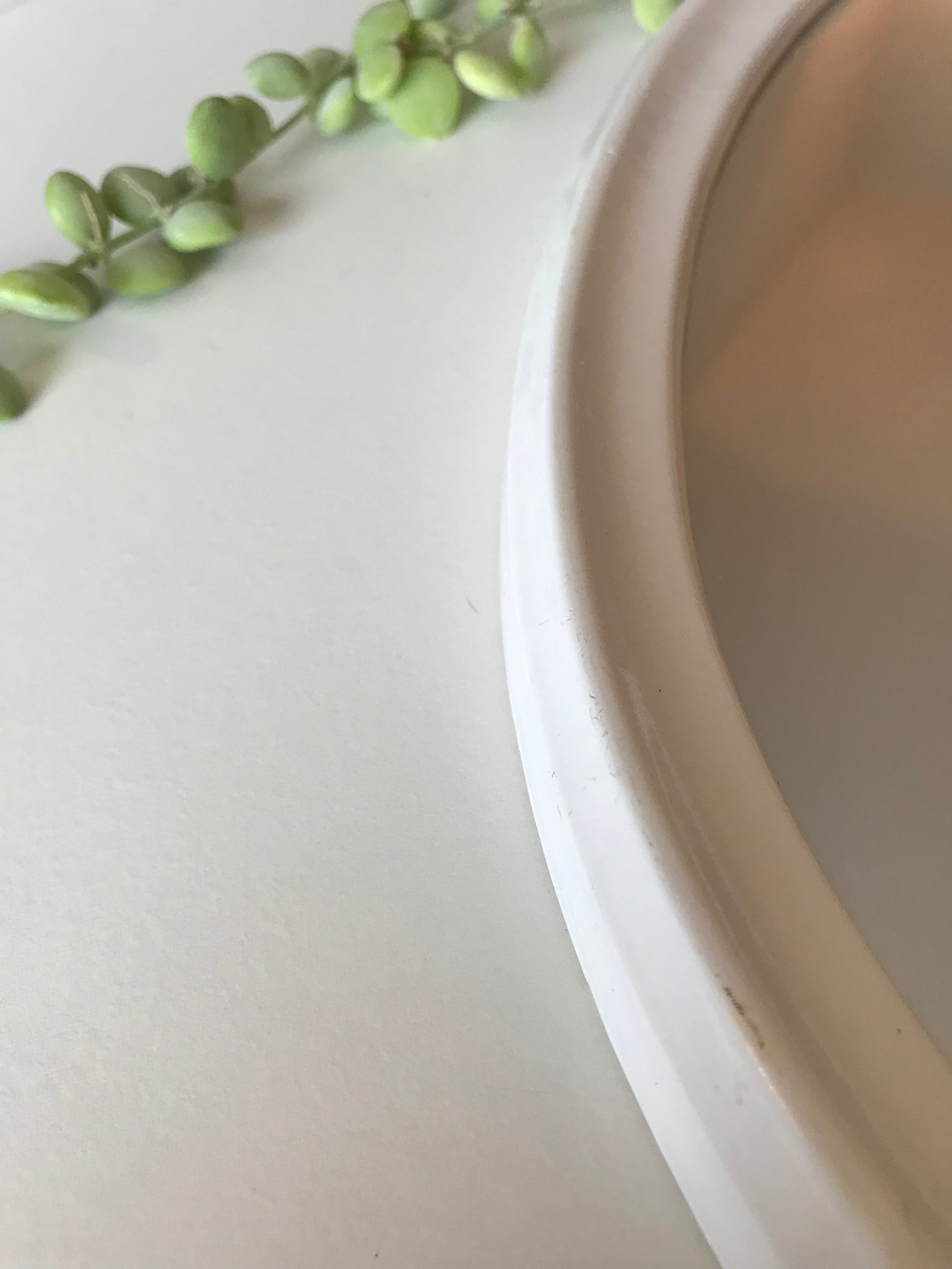 Pair of oval mirrors 39x49cm