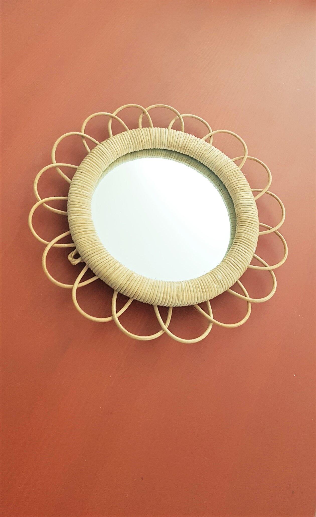 Mirror sun rattan