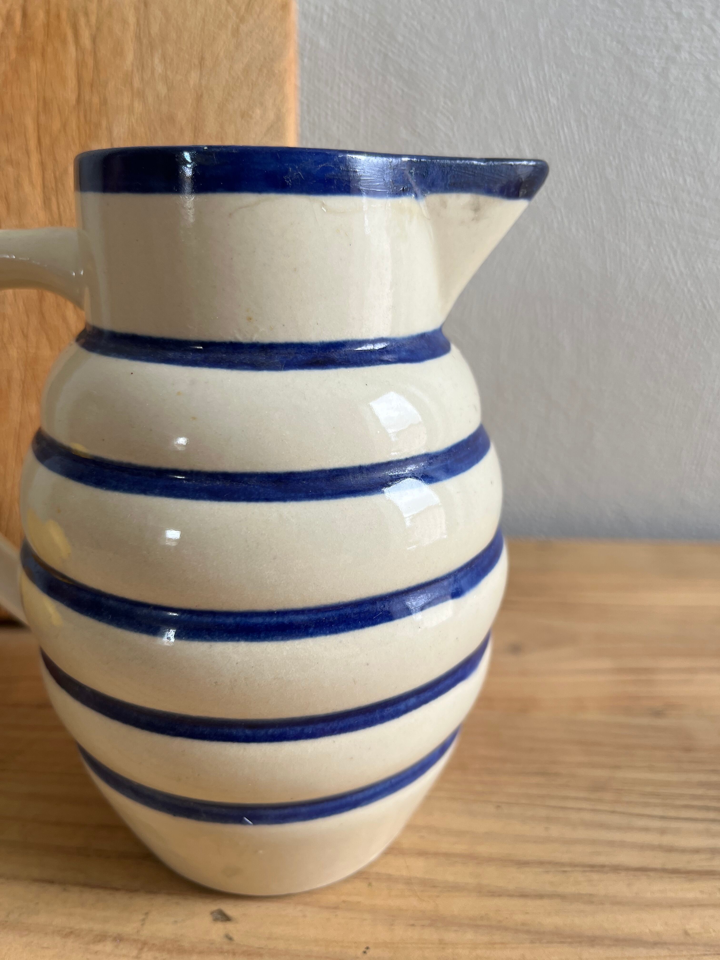 Pitcher "bibendum" Saint Clement