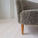 Mid-century modern canapé in sheepskin / shearling model 'Samspel' by Carl Malmsten, 1956